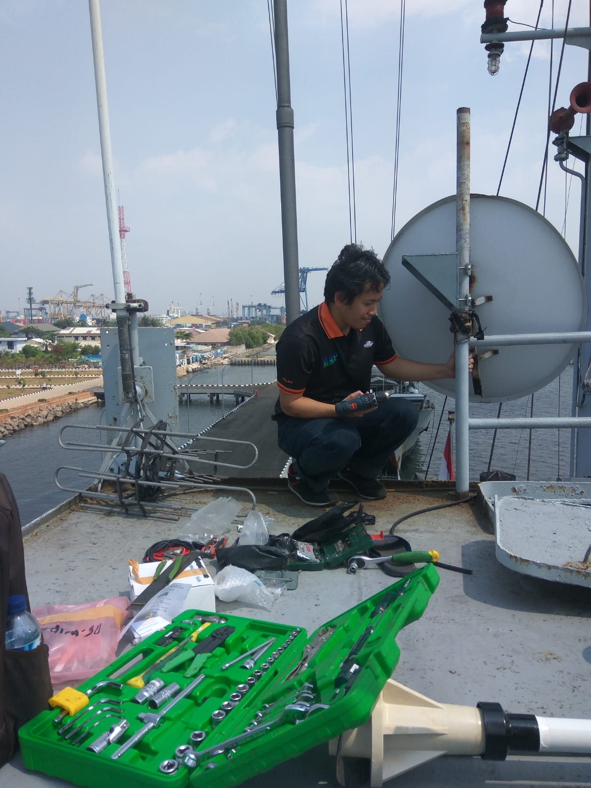Proyek Alkom 12